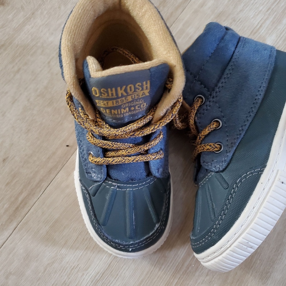 Toddler Boys Boots (Osh Kosh B'gosh)